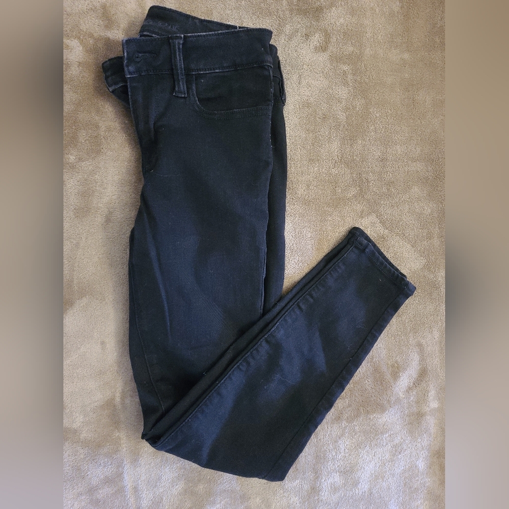 2 American Eagle Jeans